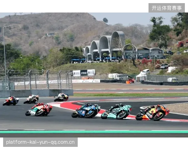 MotoGP印尼大奖赛：赛车与热血的碰撞——印尼热带风情下的极速狂欢