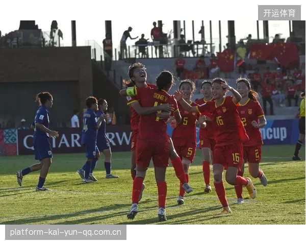U17海湾杯：中国U16男足2-1逆转卡塔尔，开心庆祝进球！